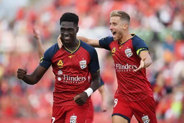 格林炸裂隔扣火箭险胜活塞 步行者力克尼克斯